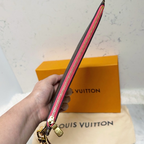 Authentic Louis Vuitton Limited Edition Ramages Neverfull MM Pochette / Clutch - Picture 6 of 11